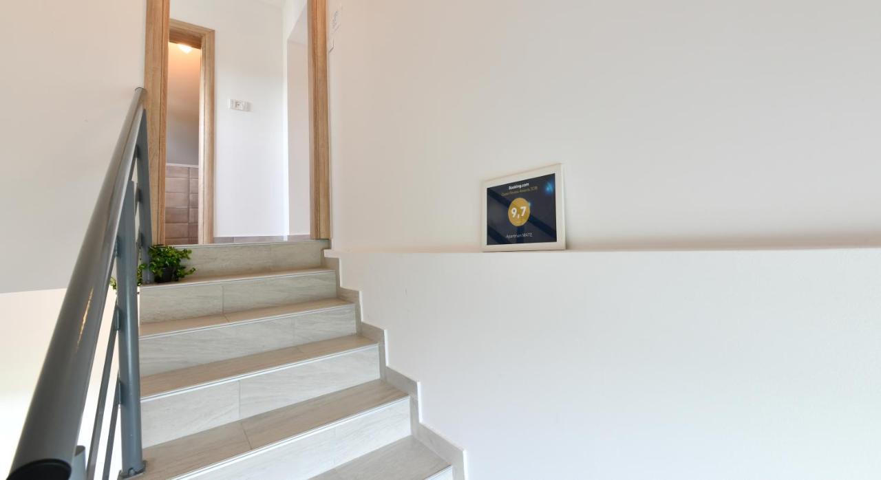 Apartman Mate Rakovica Ngoại thất bức ảnh