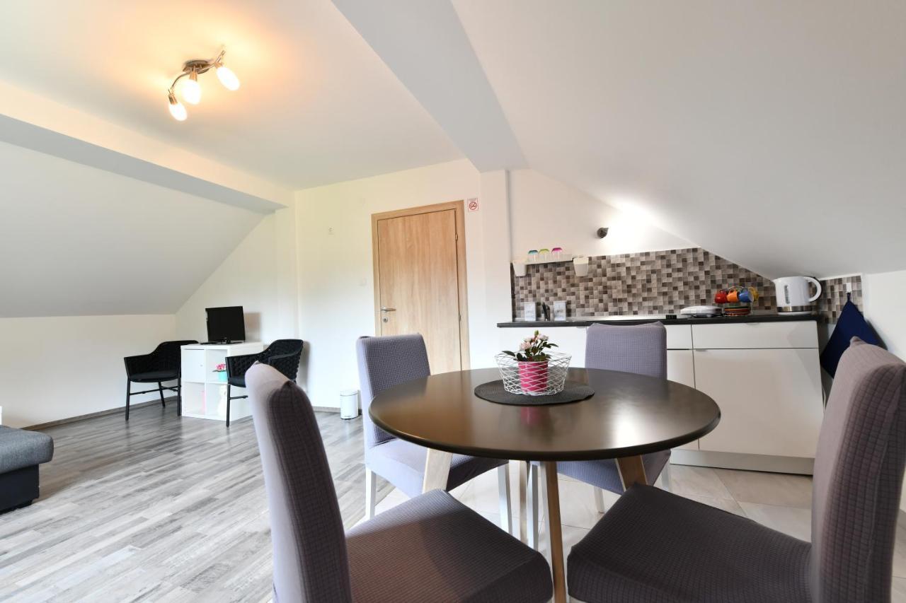 Apartman Mate Rakovica Ngoại thất bức ảnh